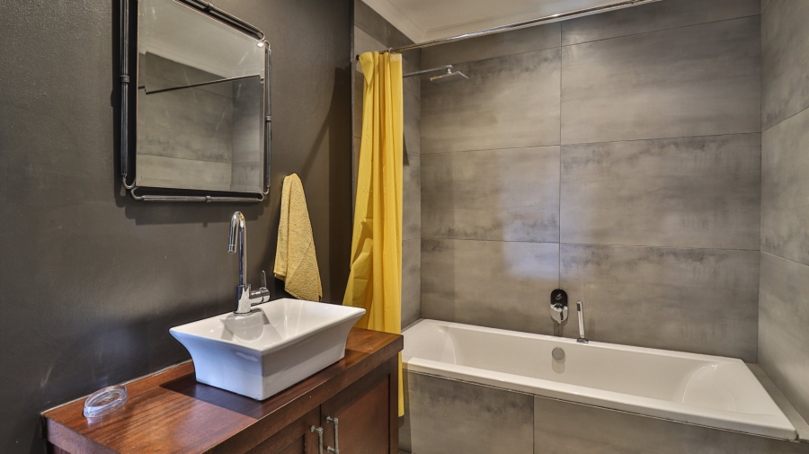 6 Bedroom Property for Sale in Moquini Coastal Estate Western Cape